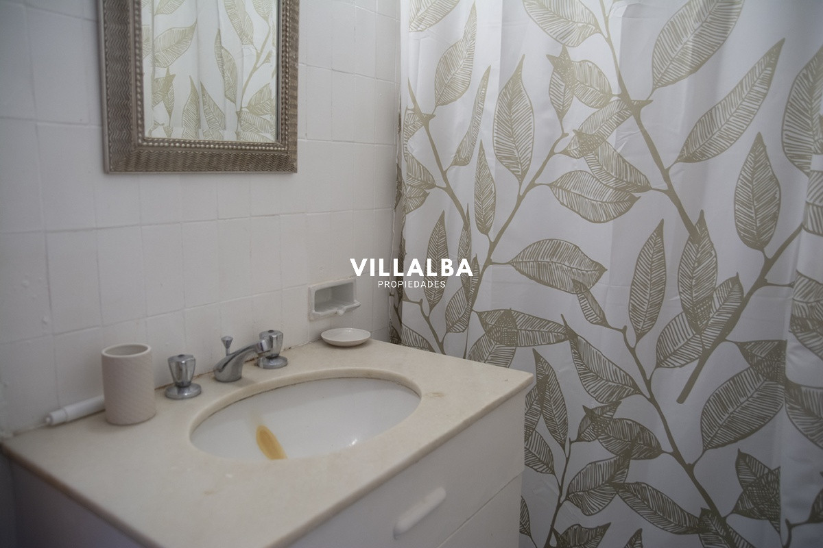 Apartamento ID.3623 - Hermosa vista y cómodos espacios a pasos del mar.