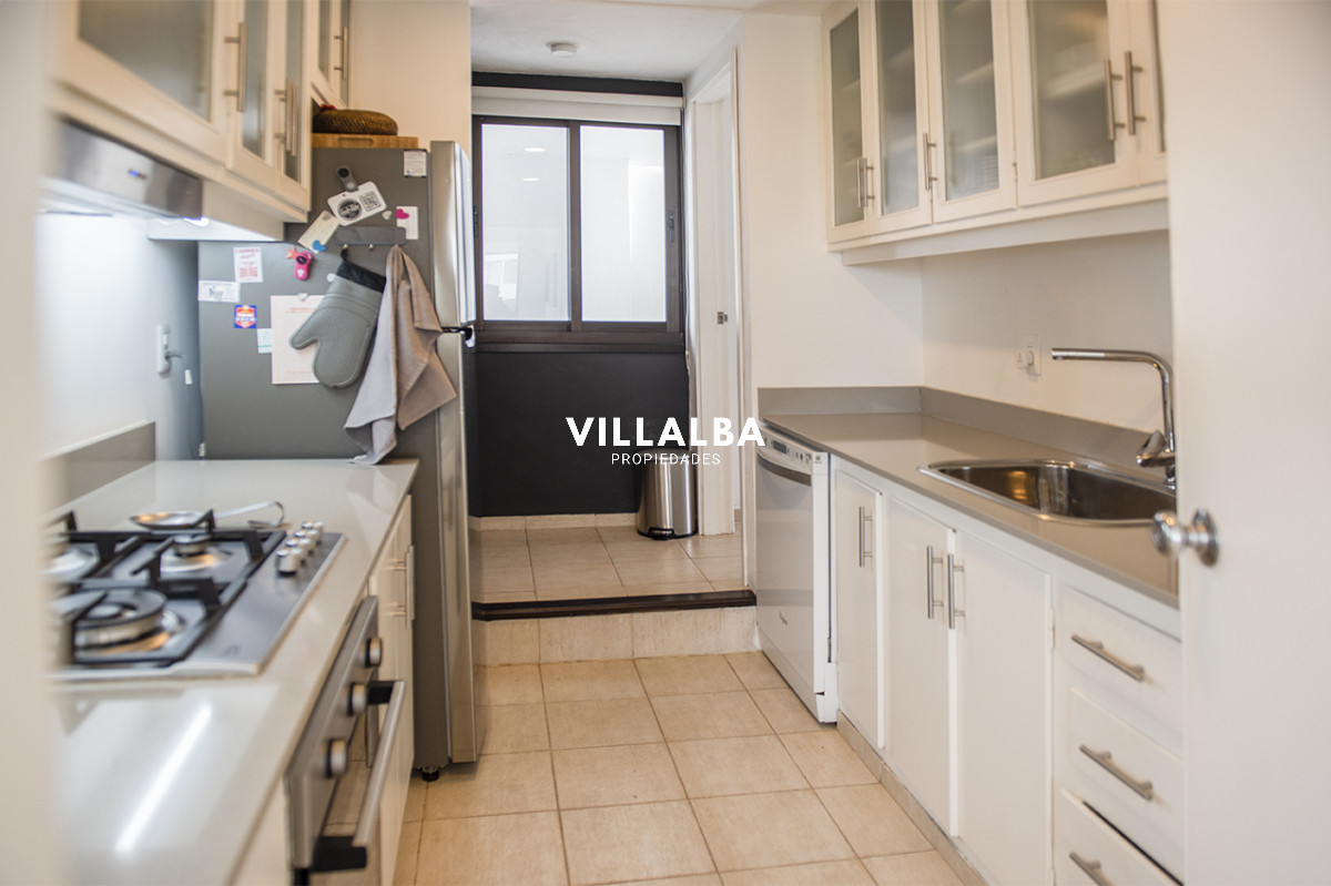 Apartamento ID.3923 - Venta Apartamento sobre la rambla,  Rincon del Indio.