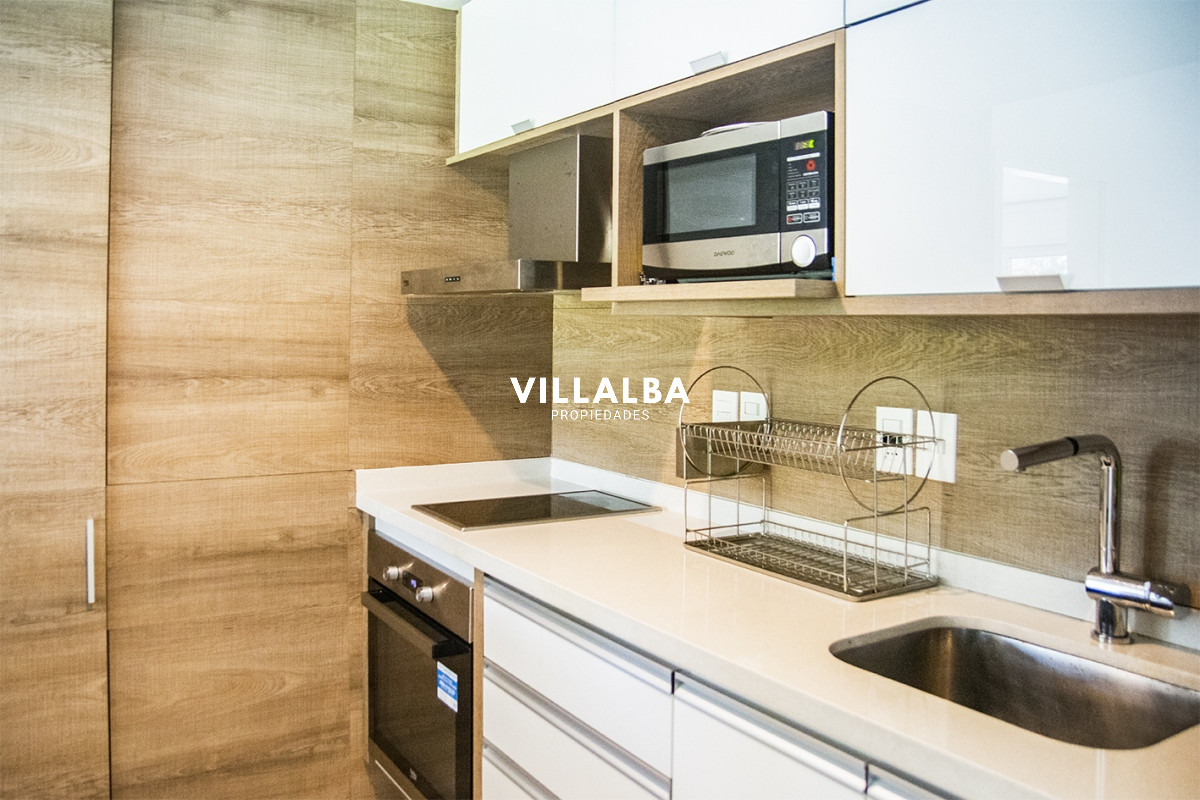 Apartamento ID.3666 - Espectacular departamento duplex a pasos del mar . 3 dormitorios en venta