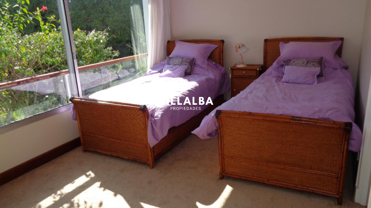 Apartamento ID.3609 - Apartamento de 4 dormitorios en Punta del Este frente al mar en Playa Brava