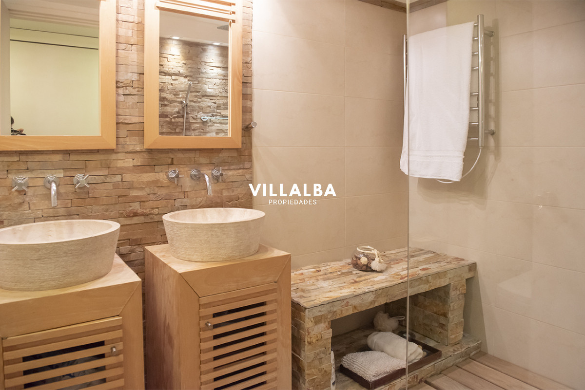 Apartamento ID.3641 - Edificio Espigon zona Puerto,  frente al mar. 