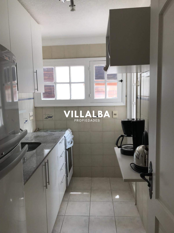 Apartamento ID.4052 - Apartamento en venta en Peninsula, Punta del Este 