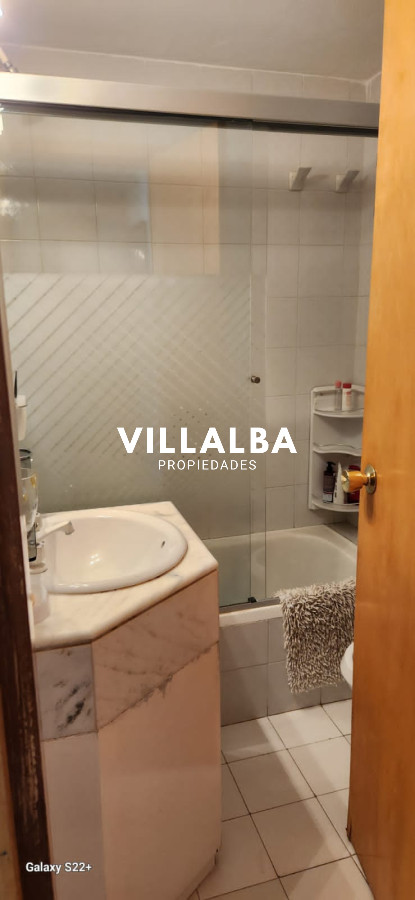 Apartamento ID.4157 - Vende apartamento de 2 dormitorios en Punta del Este, Playa Brava