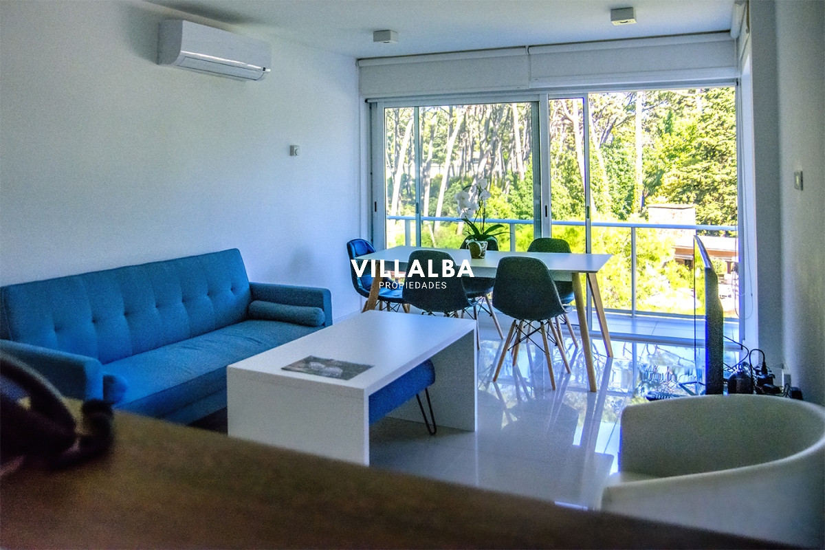 Apartamento ID.3666 - Espectacular departamento duplex a pasos del mar . 3 dormitorios en venta