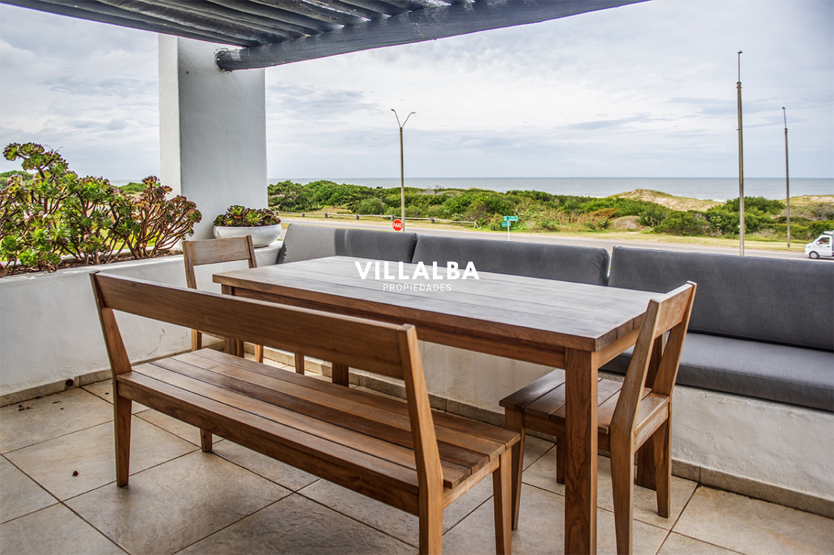 Apartamento ID.3923 - Venta Apartamento sobre la rambla,  Rincon del Indio.