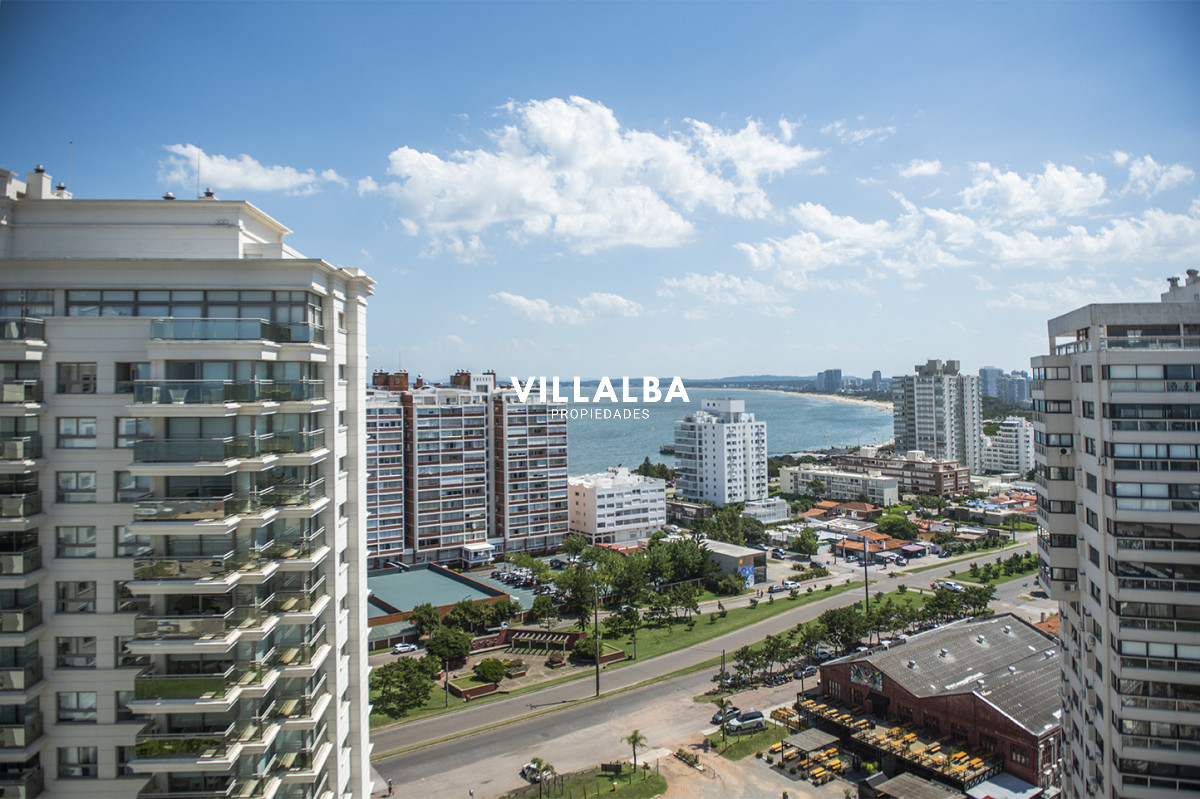 Apartamento ID.3508 - Hermoso Pent-house en torre Imperiale ,venta en zona de la Brava.