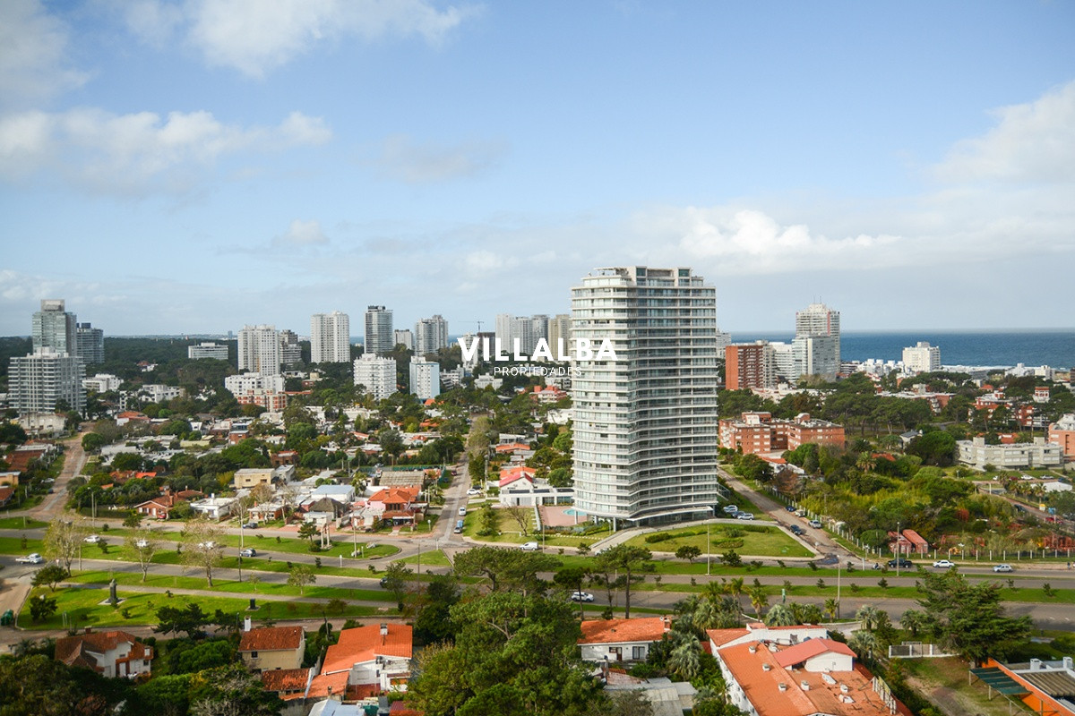 Apartamento ID.2201 - Departamento de 3 dormitorios en venta a pasos del mar. Gala Tower