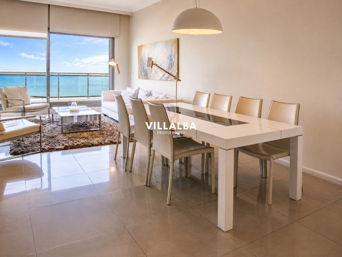 Apartamento ID.3508 - Hermoso Pent-house en torre Imperiale ,venta en zona de la Brava.