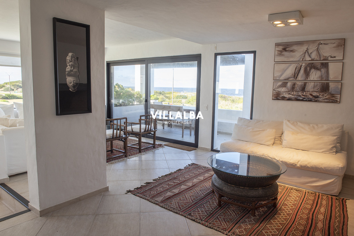 Apartamento ID.3923 - Venta Apartamento sobre la rambla,  Rincon del Indio.