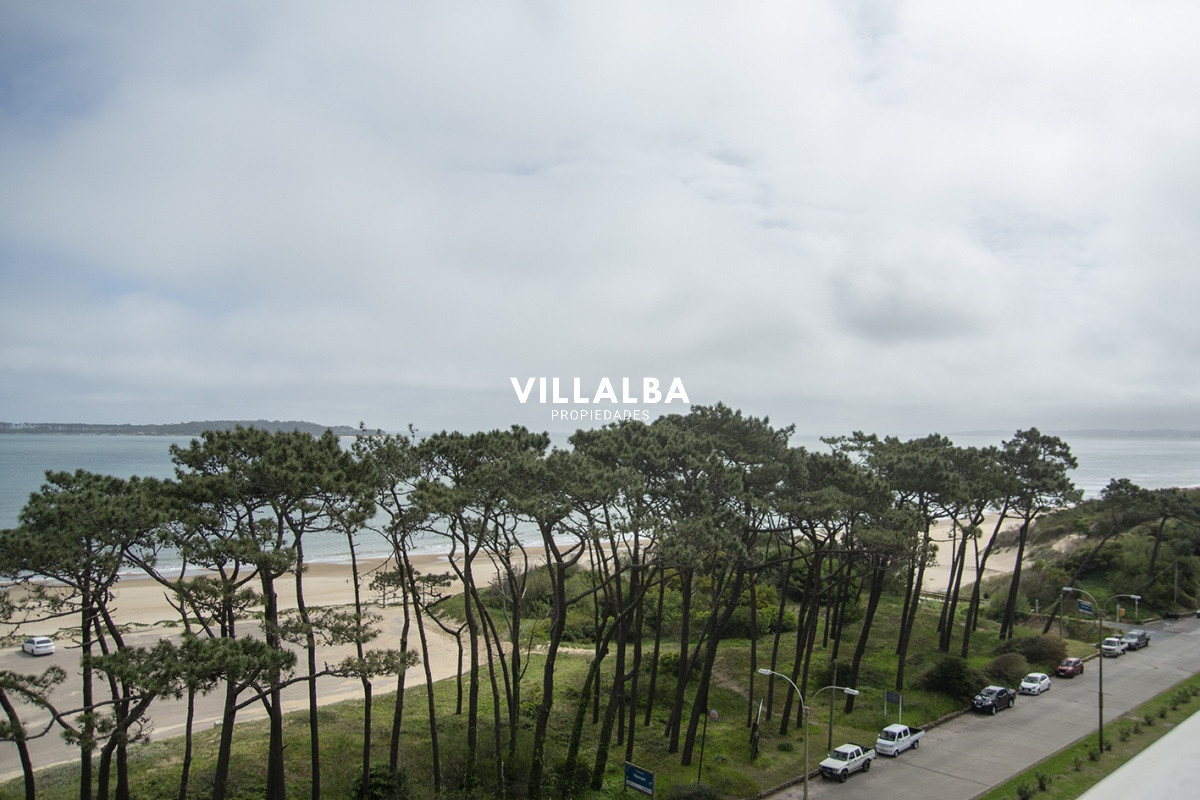 Apartamento ID.1001 - 3 Dormitorios 3 Baños - Playa Mansa