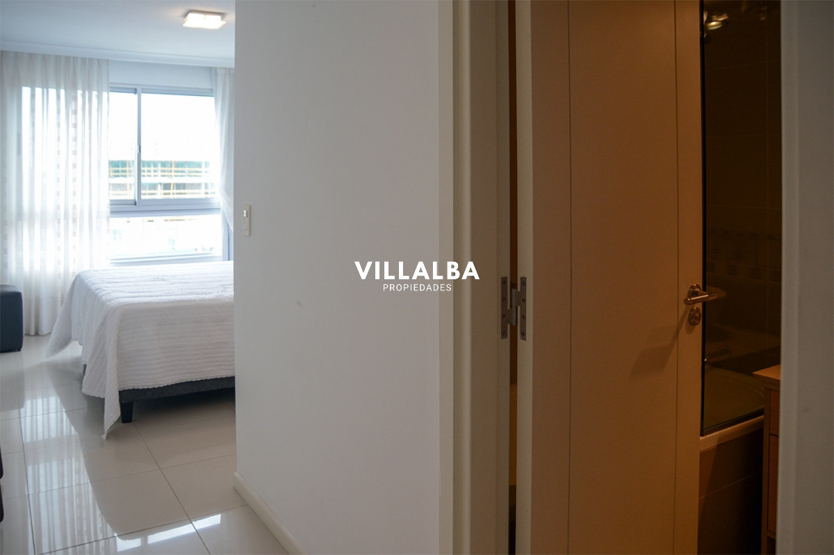 Apartamento ID.2487 - Departamento de 3 dormitorios en venta en Ocean Drive. 