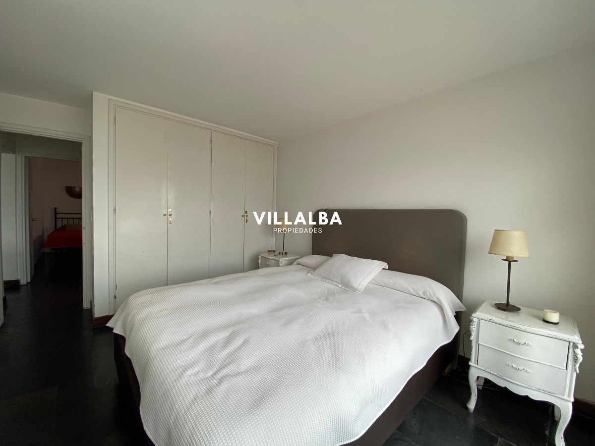 Apartamento ID.3912 - Apartamento con vista al mar de 3 dormitorios, Punta del Este