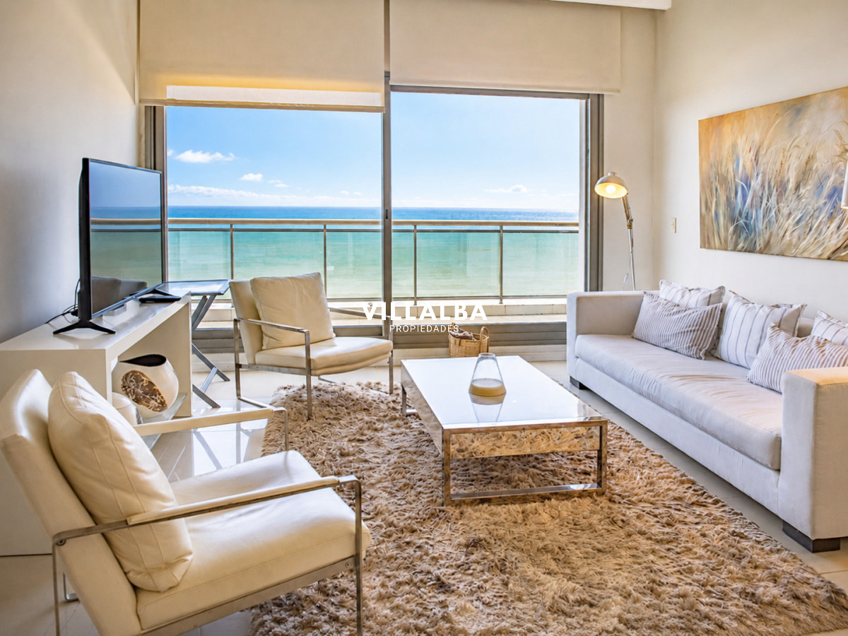 Apartamento ID.3508 - Hermoso Pent-house en torre Imperiale ,venta en zona de la Brava.
