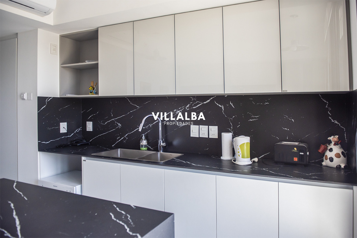 Apartamento ID.4017 - Gran oportunidad, departamento frente al mar con vista a la bahia en venta. Torre Venetian.