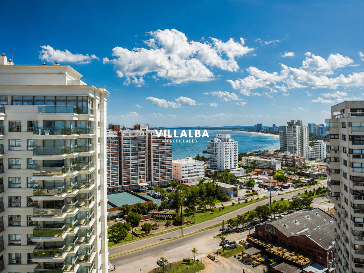 Apartamento ID.3508 - Hermoso Pent-house en torre Imperiale ,venta en zona de la Brava.