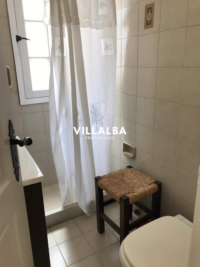 Apartamento ID.4052 - Apartamento en venta en Peninsula, Punta del Este 