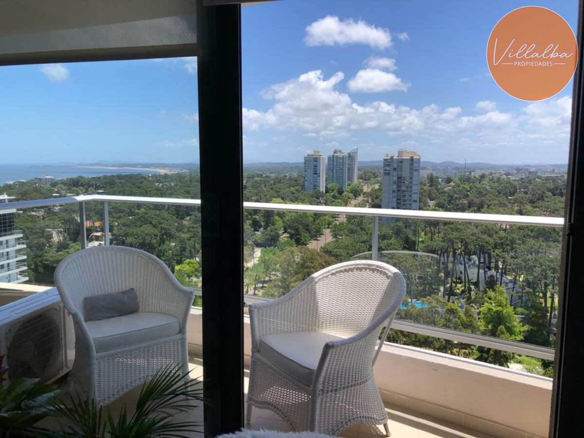 Apartamento ID.3468 - Vende apartamento de 2 dormitorios en Stradivarius, Punta del Este
