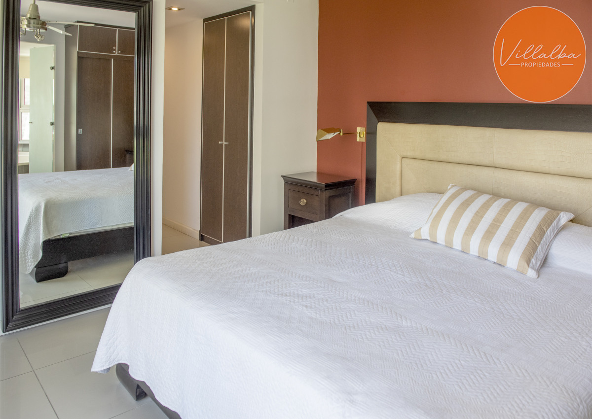 Apartamento ID.865 - Hermoso Ph con azotea propia, parrillero, 2 dormitorios, No te lo pierdas.