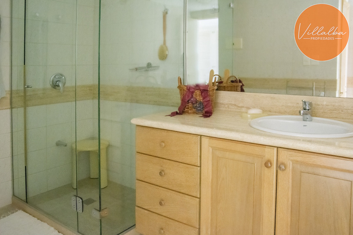 Apartamento ID.1001 - 3 Dormitorios 3 Baños - Playa Mansa