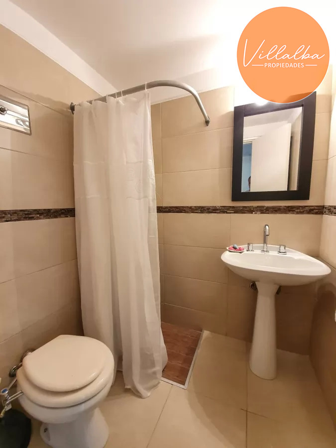 Apartamento ID.3639 - Departamento de 3 dormitorios + dep. en venta en Edif. Fontemar, vista al Puerto