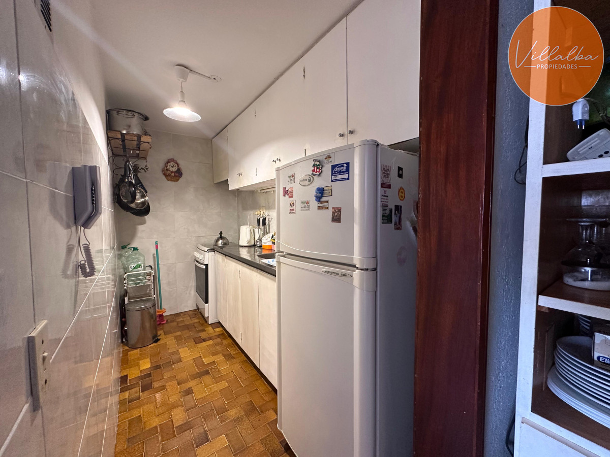 Apartamento ID.3558 - Departamento de 2 dormitorios con 2 baños en venta