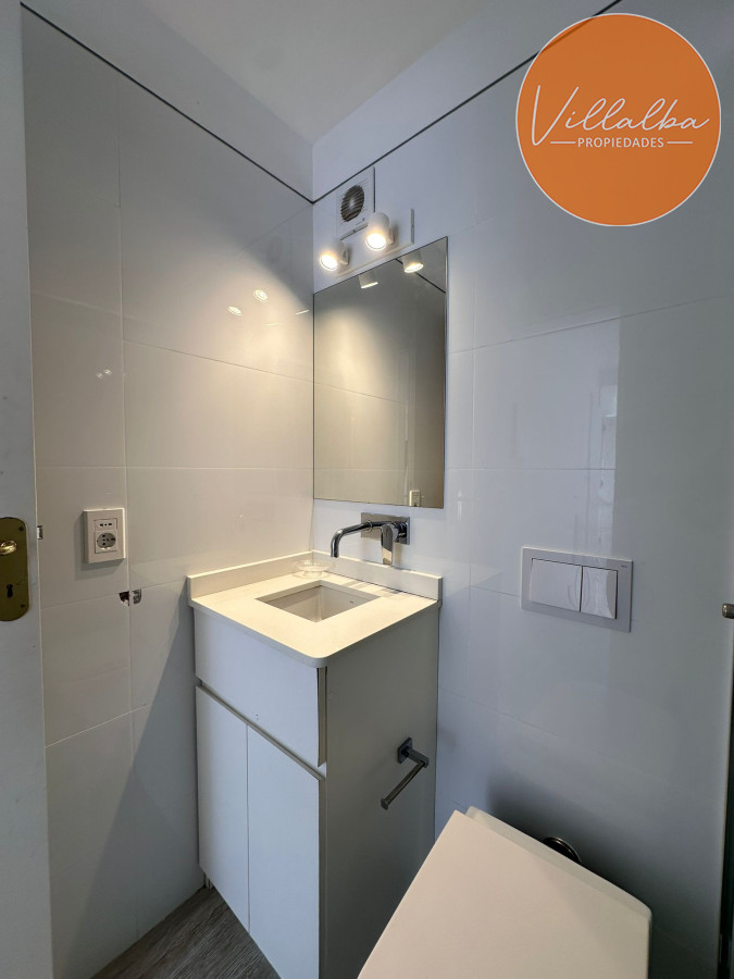 Apartamento ID.3610 - Se vende departamento de 4 dormitorios , Playa brava, Esturion