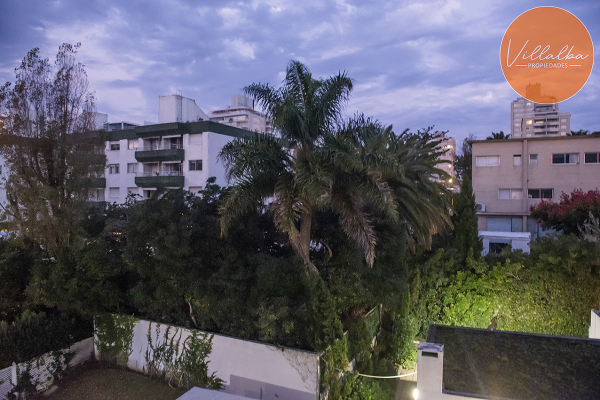 Apartamento ID.3641 - Edificio Espigon zona Puerto,  frente al mar. 