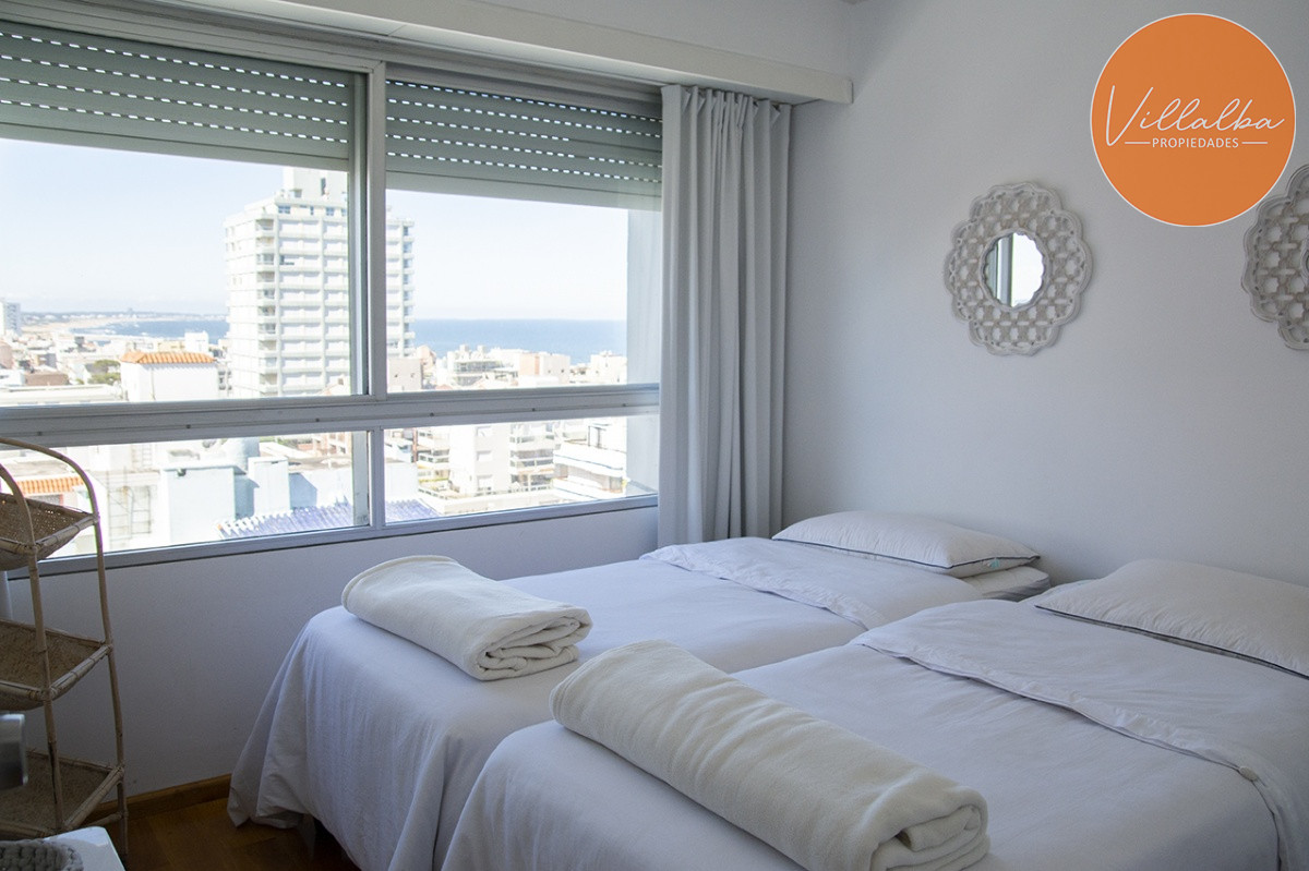 Apartamento ID.1050 - Península- Departamento en venta.