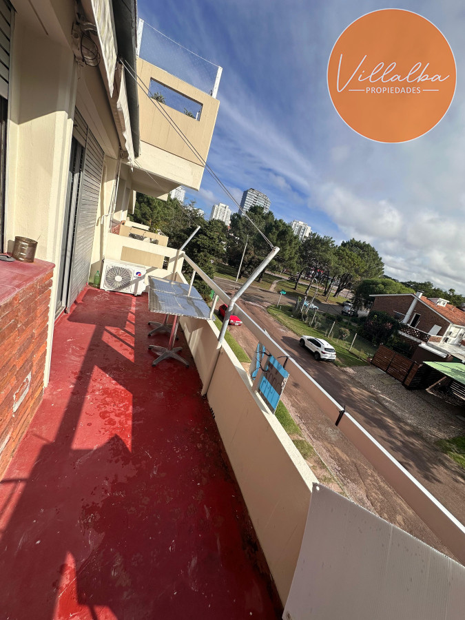 Apartamento ID.3558 - Departamento de 2 dormitorios con 2 baños en venta
