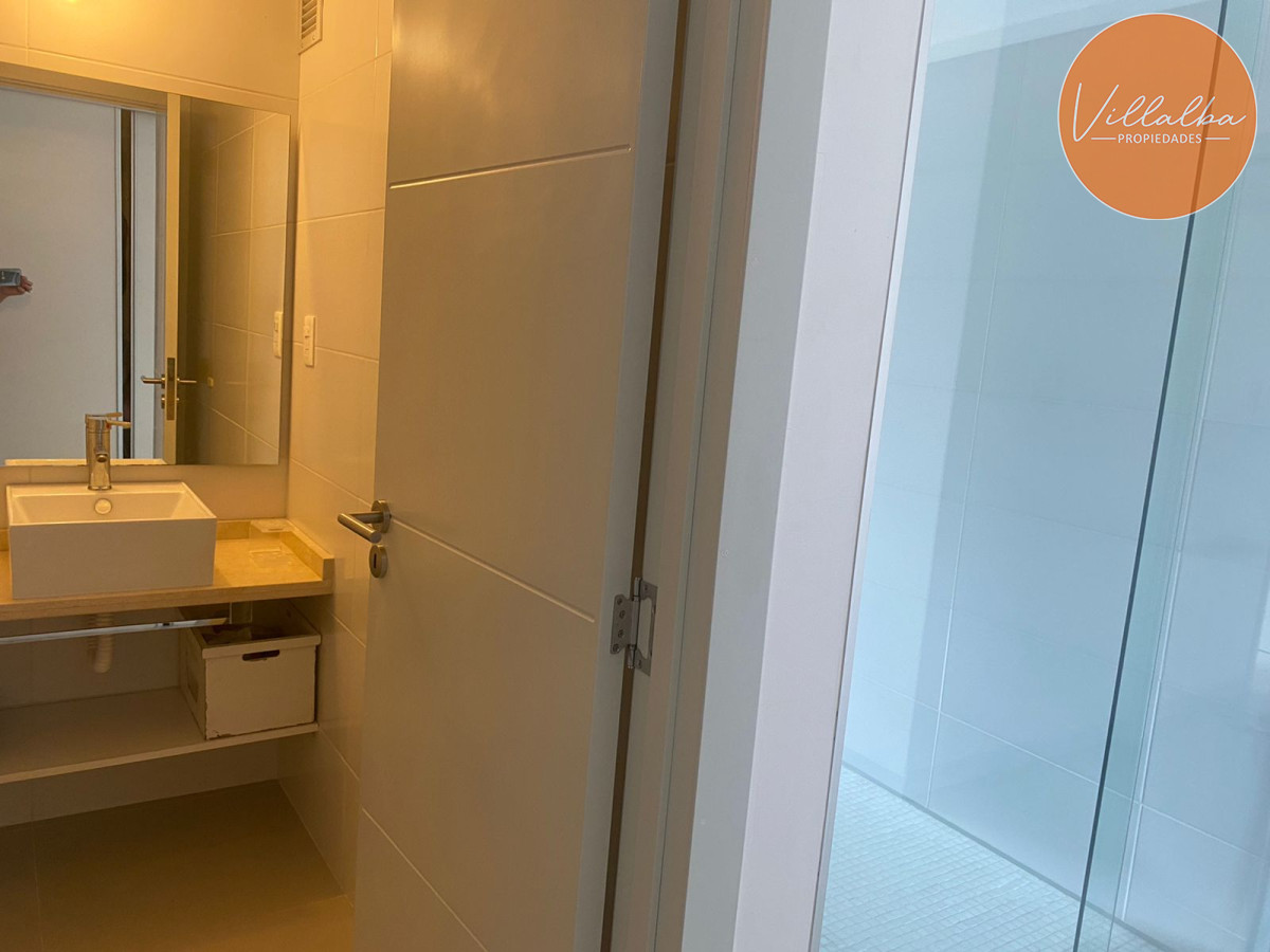 Apartamento ID.3342 - Departamento en venta próximo a Playa Brava