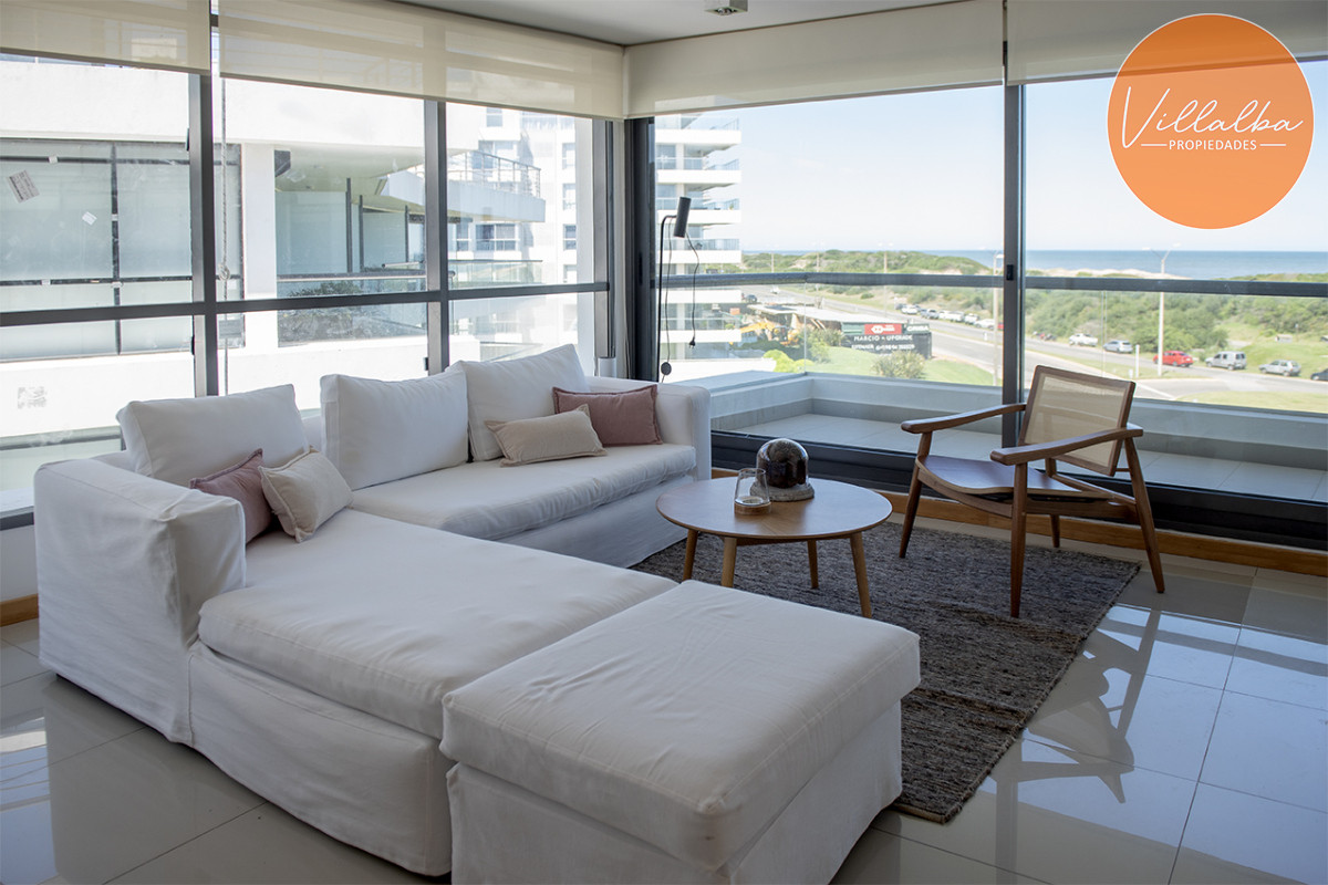 Apartamento ID.2367 - Penthouse frente al mar en venta, 3 suites. Blue Bird