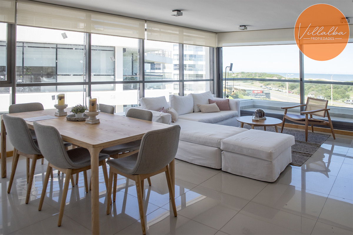 Apartamento ID.2367 - Penthouse frente al mar en venta, 3 suites. Blue Bird