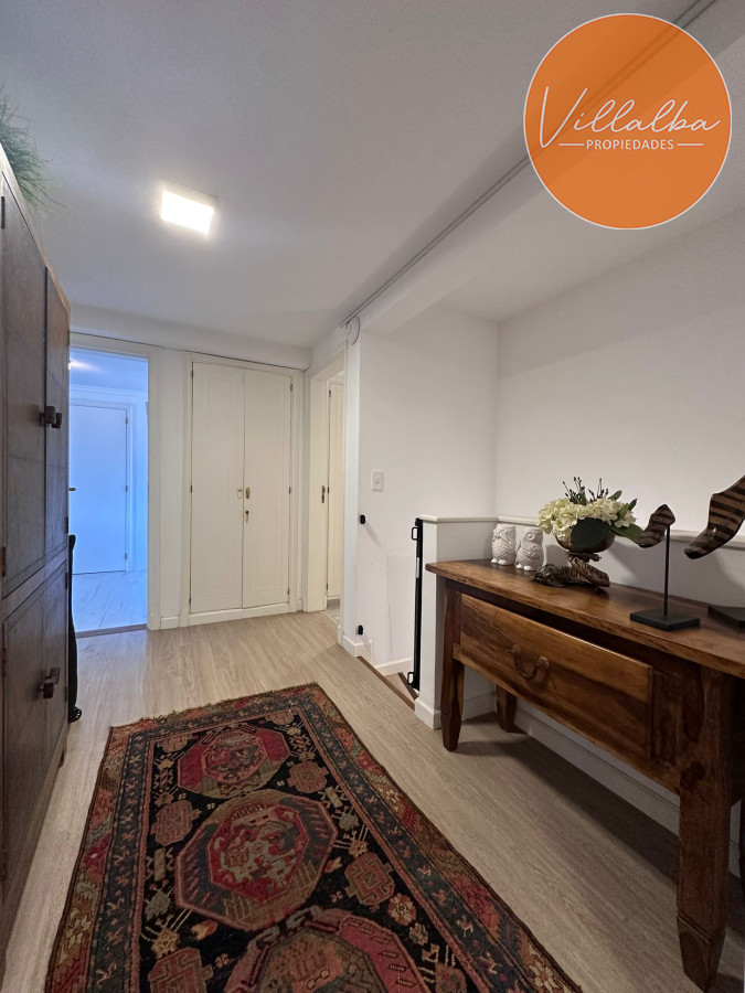 Apartamento ID.3610 - Se vende departamento de 4 dormitorios , Playa brava, Esturion