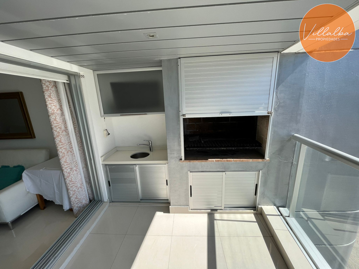 Apartamento ID.2796 - Apartamento en venta de  2 dormitorios en Punta Del Este - Miami Boulevard