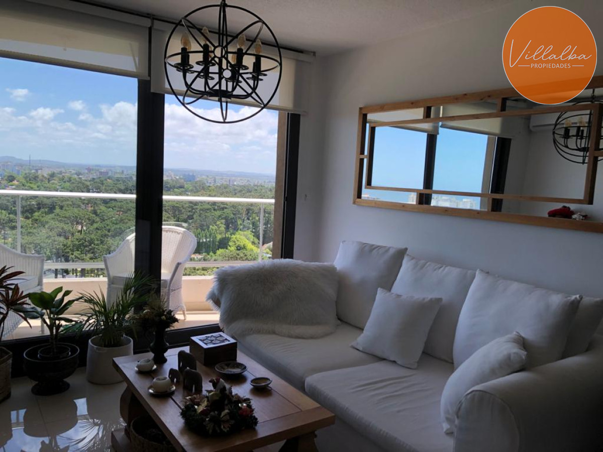 Apartamento ID.3468 - Vende apartamento de 2 dormitorios en Stradivarius, Punta del Este