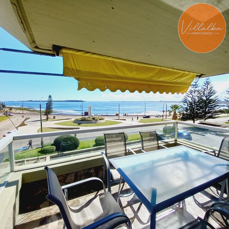 Apartamento ID.1163 - Playa mansa frente al mar, Amplios ambientes.