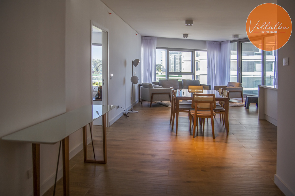 Apartamento ID.2811 - Departamento de 2 suite en venta frente al mar torre permium. Trump Tower