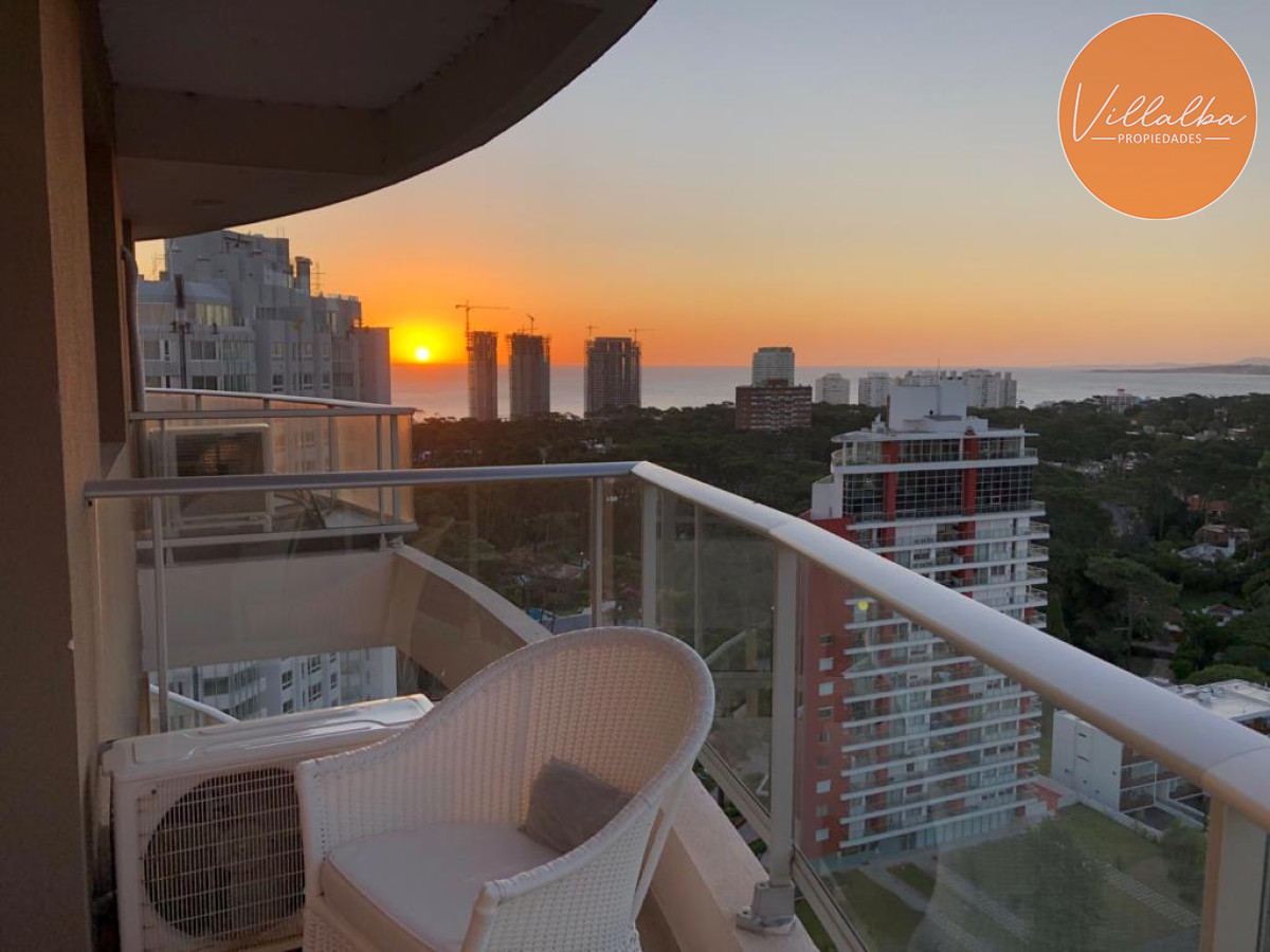 Apartamento ID.3468 - Vende apartamento de 2 dormitorios en Stradivarius, Punta del Este