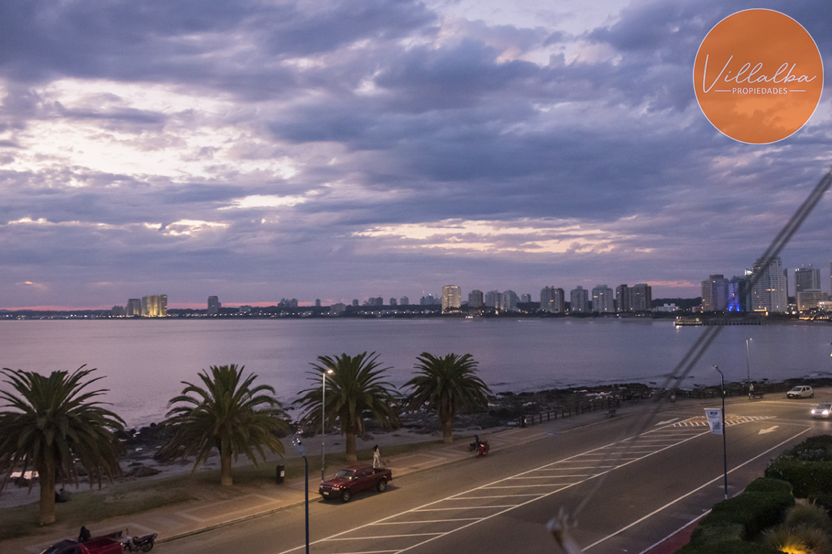 Apartamento ID.3641 - Edificio Espigon zona Puerto,  frente al mar. 