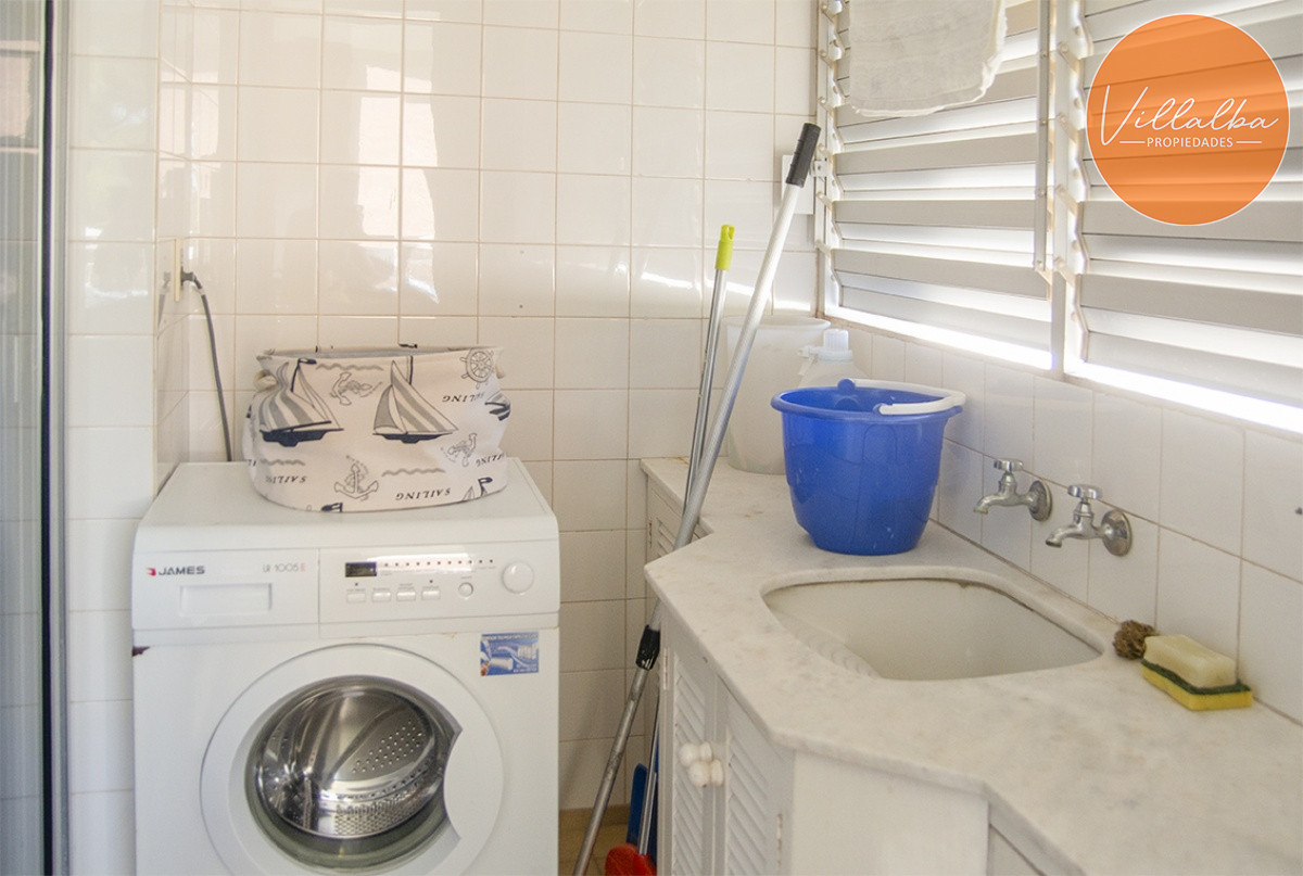 Apartamento ID.2374 - Departamento en edificio Esturión.