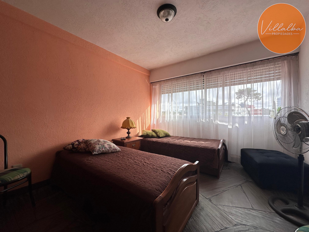 Apartamento ID.3558 - Departamento de 2 dormitorios con 2 baños en venta