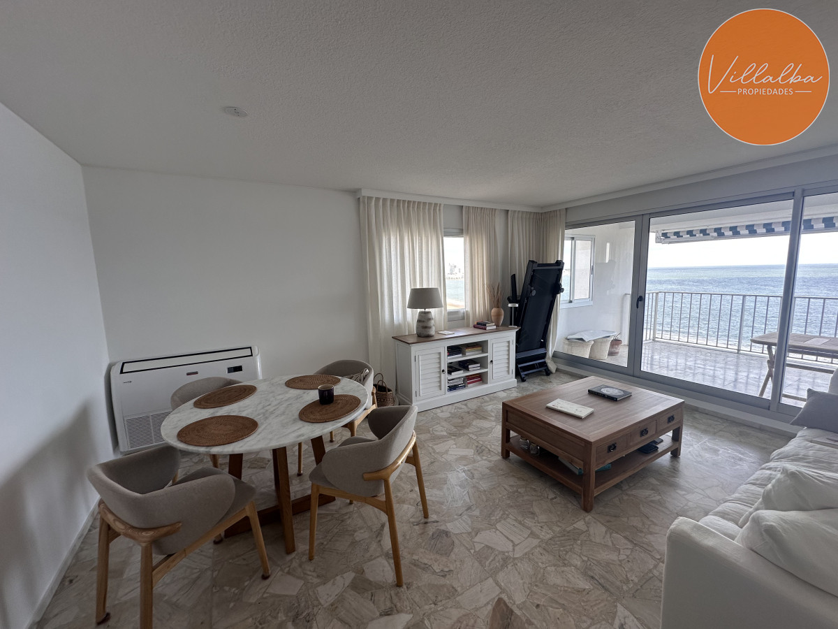 Apartamento ID.3494 - Vende Tamanaco de 2 dormitorios RECICLADO, Punta del Este