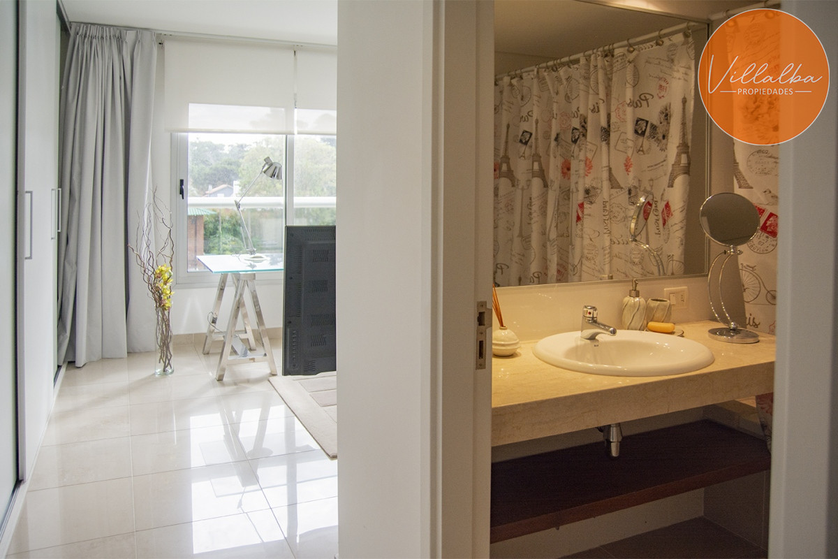 Apartamento ID.1255 - Espectacular penthouse frente al mar playa brava Punta Del Este.