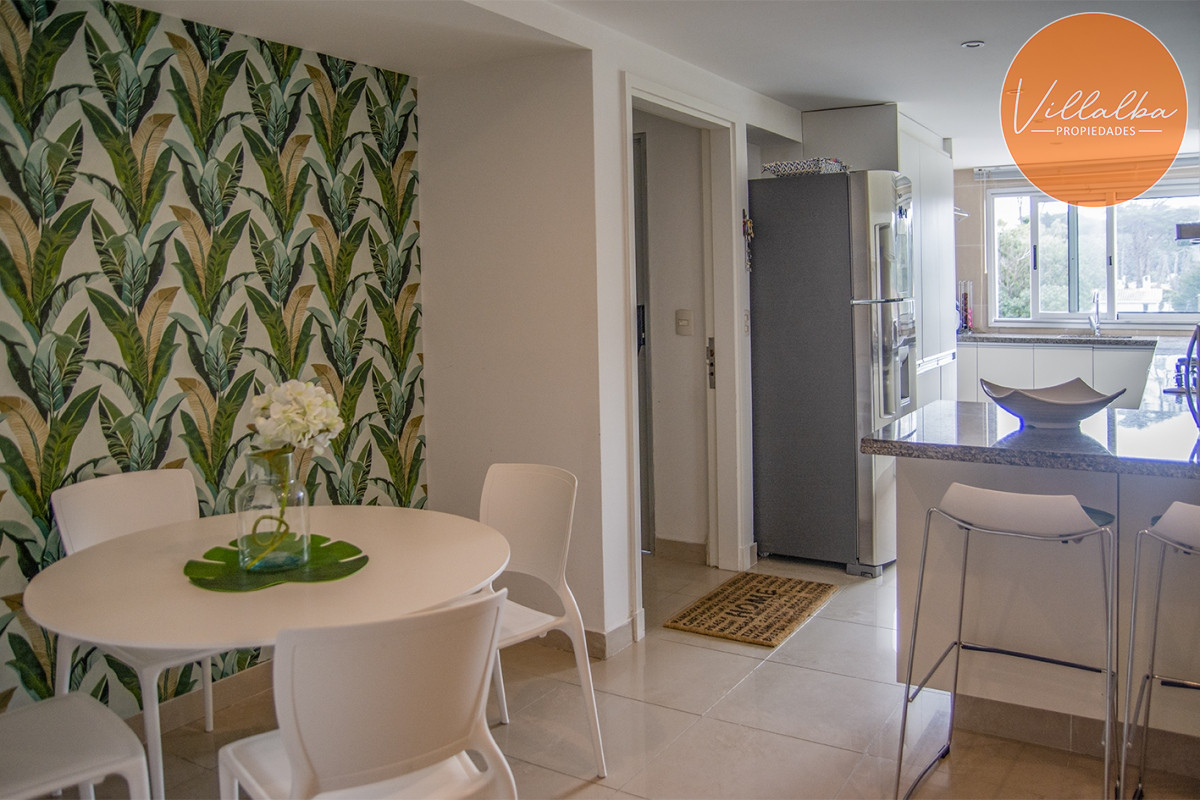 Apartamento ID.1255 - Espectacular penthouse frente al mar playa brava Punta Del Este.