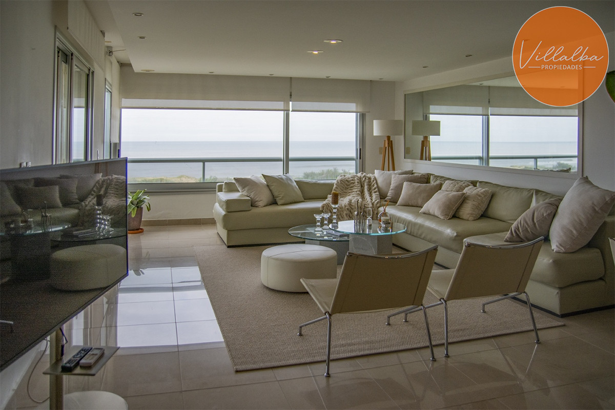 Apartamento ID.1255 - Espectacular penthouse frente al mar playa brava Punta Del Este.