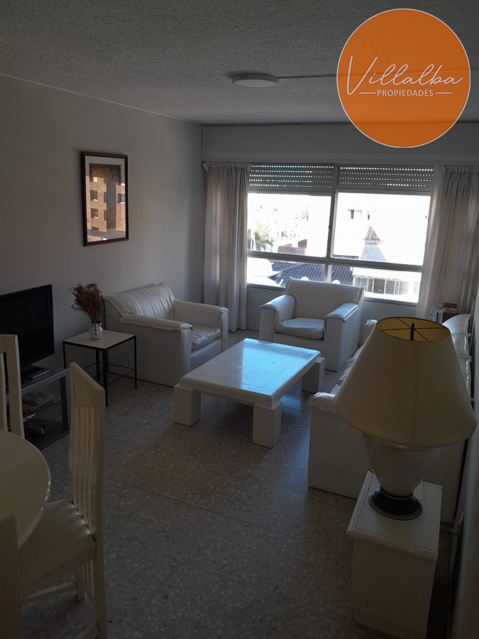 Apartamento ID.3449 - Departamento  en venta de 3 dormitorios  Peninsula, Punta del Este