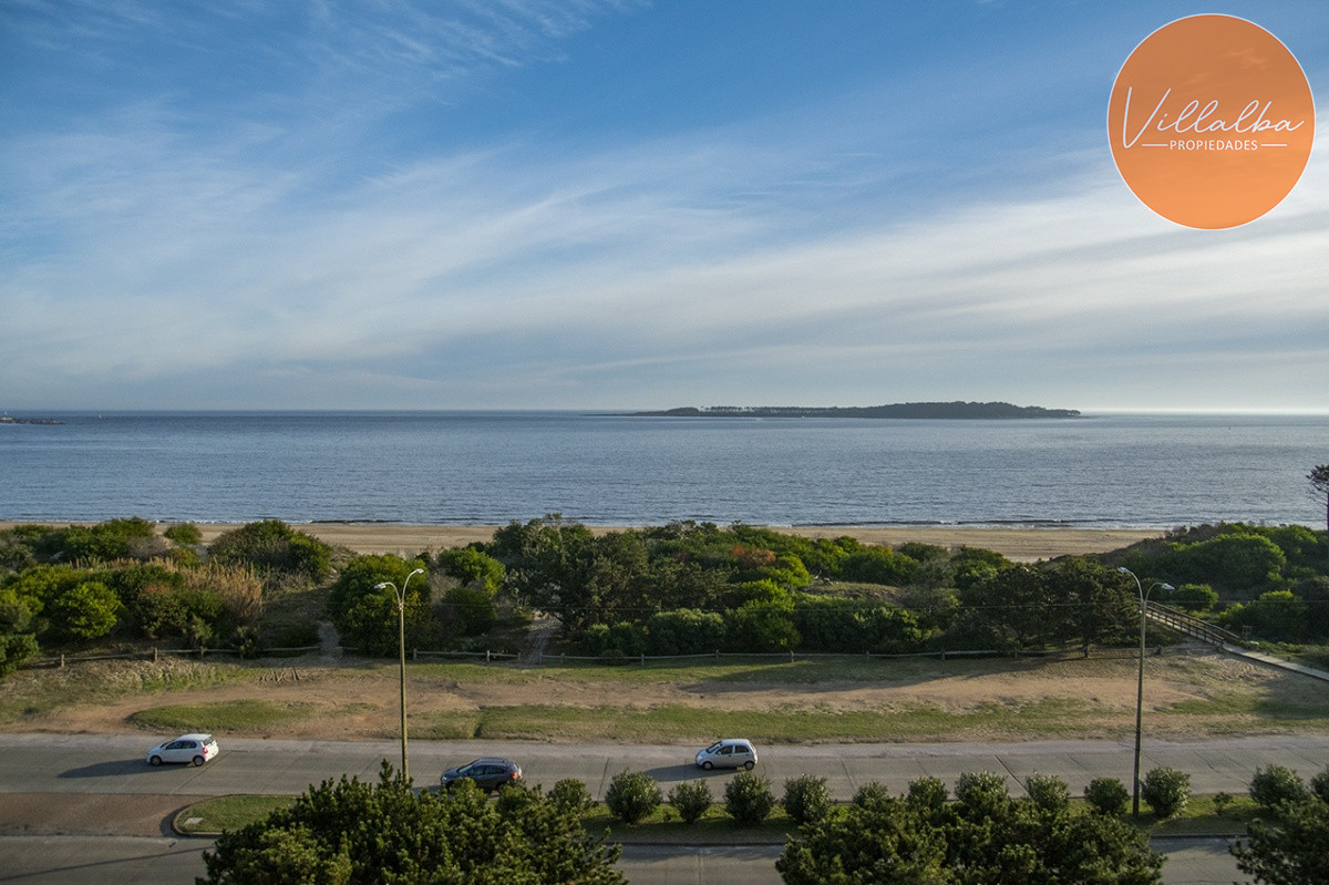 Apartamento ID.1331 - Departamento en venta frente a Playa Mansa