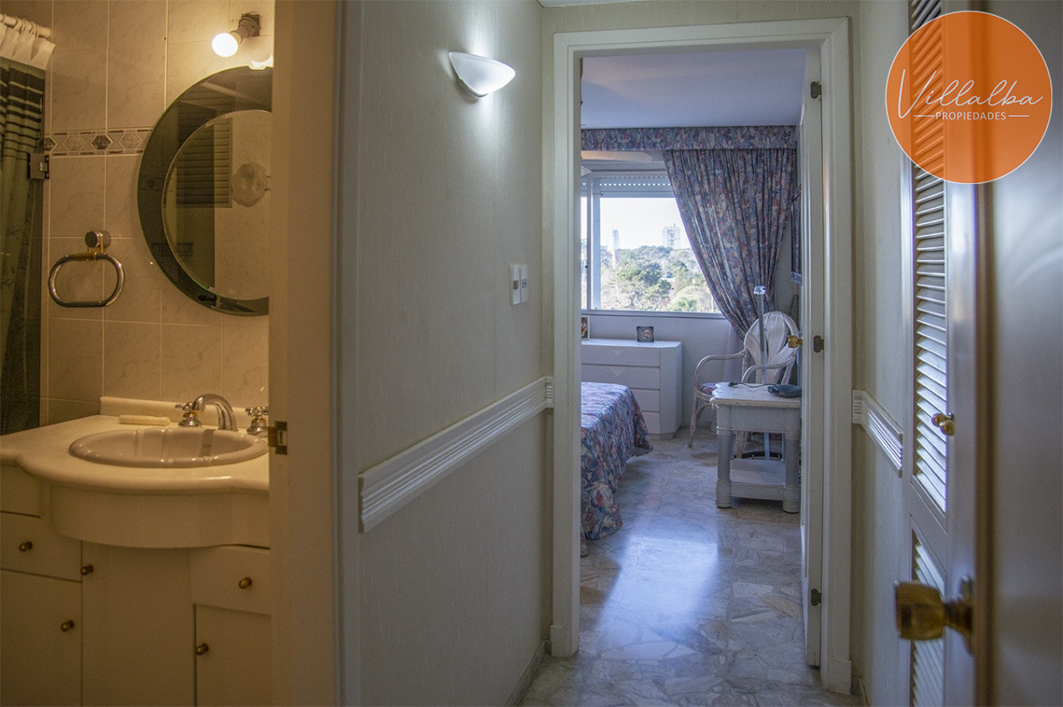 Apartamento ID.1331 - Departamento en venta frente a Playa Mansa