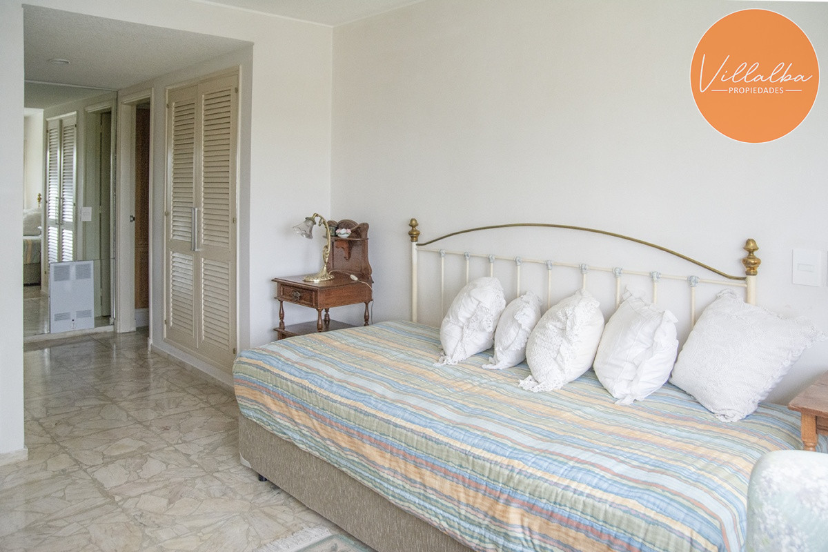 Apartamento ID.1001 - 3 Dormitorios 3 Baños - Playa Mansa
