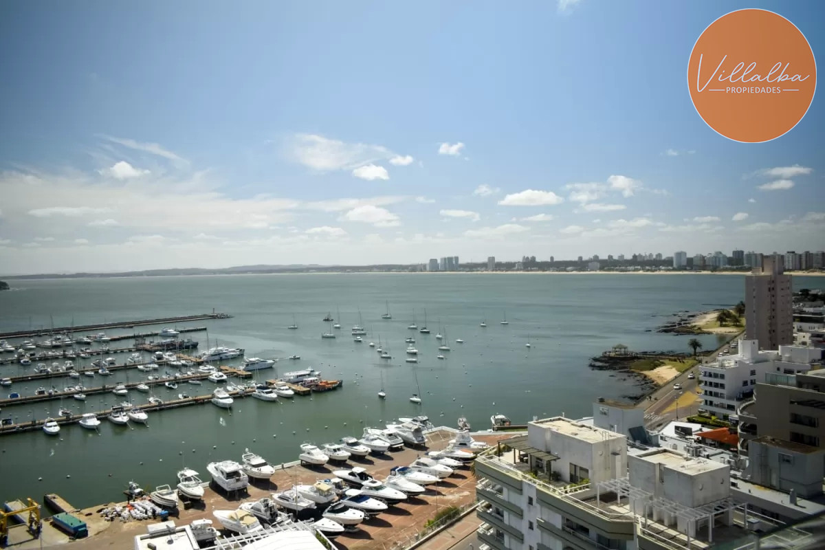Apartamento ID.3639 - Departamento de 3 dormitorios + dep. en venta en Edif. Fontemar, vista al Puerto